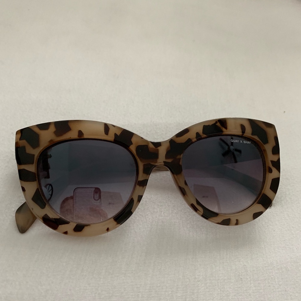 Quay x shay sunglasses